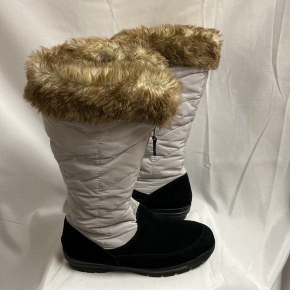 Land's End Powder Run Fur Trim Zip Up Tall Boot Silver Size 11 - Picture 3 of 6